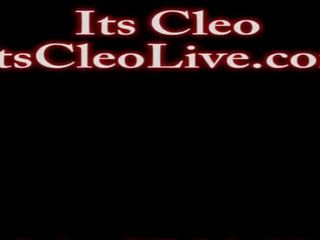 Cleo produces اشلي حرائق بوضعه!