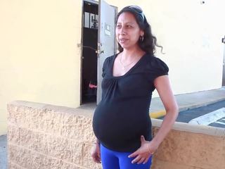 Těhotná street-41 léta starý s second pregnancy: x jmenovitý film f7